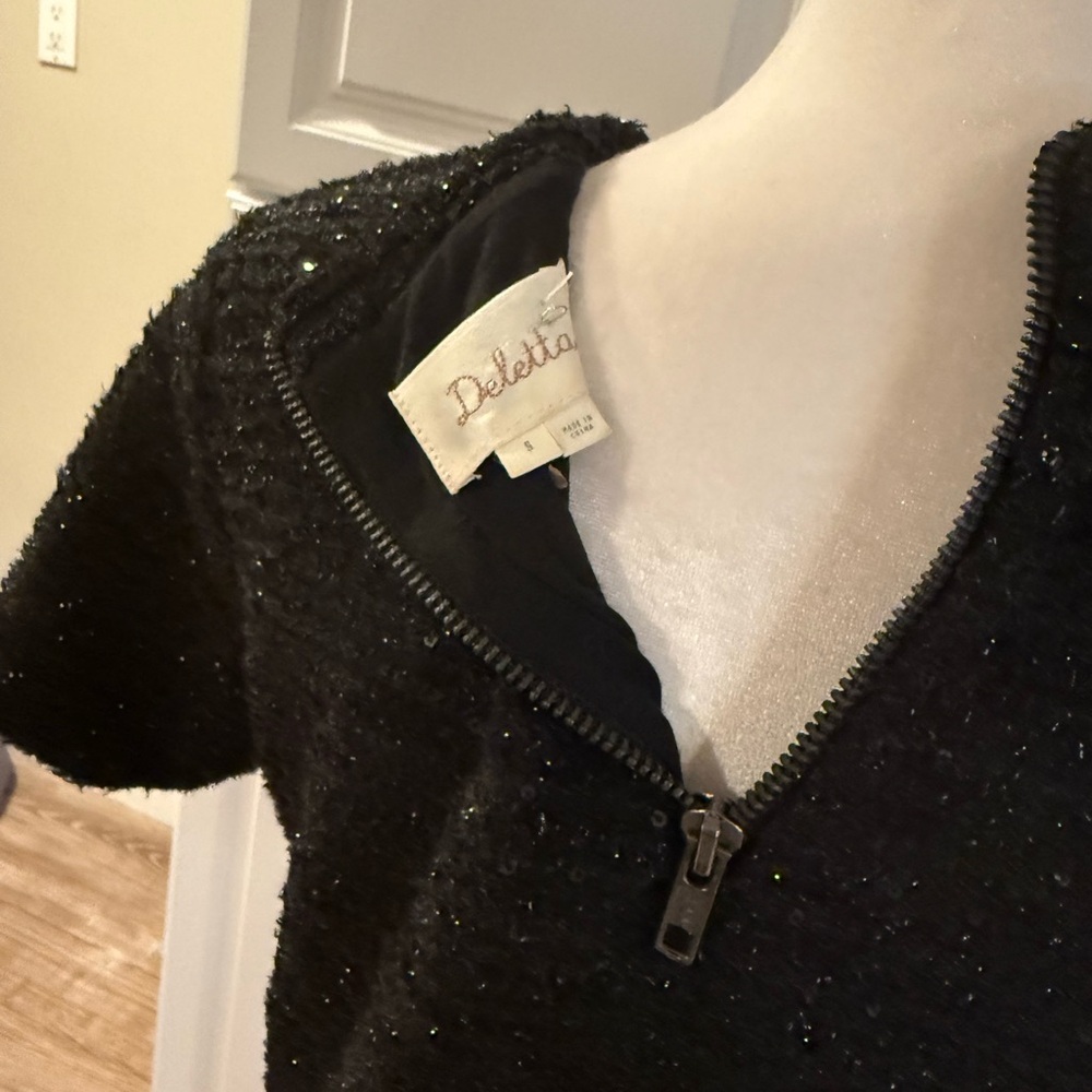 Anthropologie, Delletta Black Women's Metallic Thread Top w/ Feathers , Size S - Picture 8 of 12